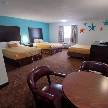 Howard Johnson By Wyndham Branson Theatre District Extérieur photo