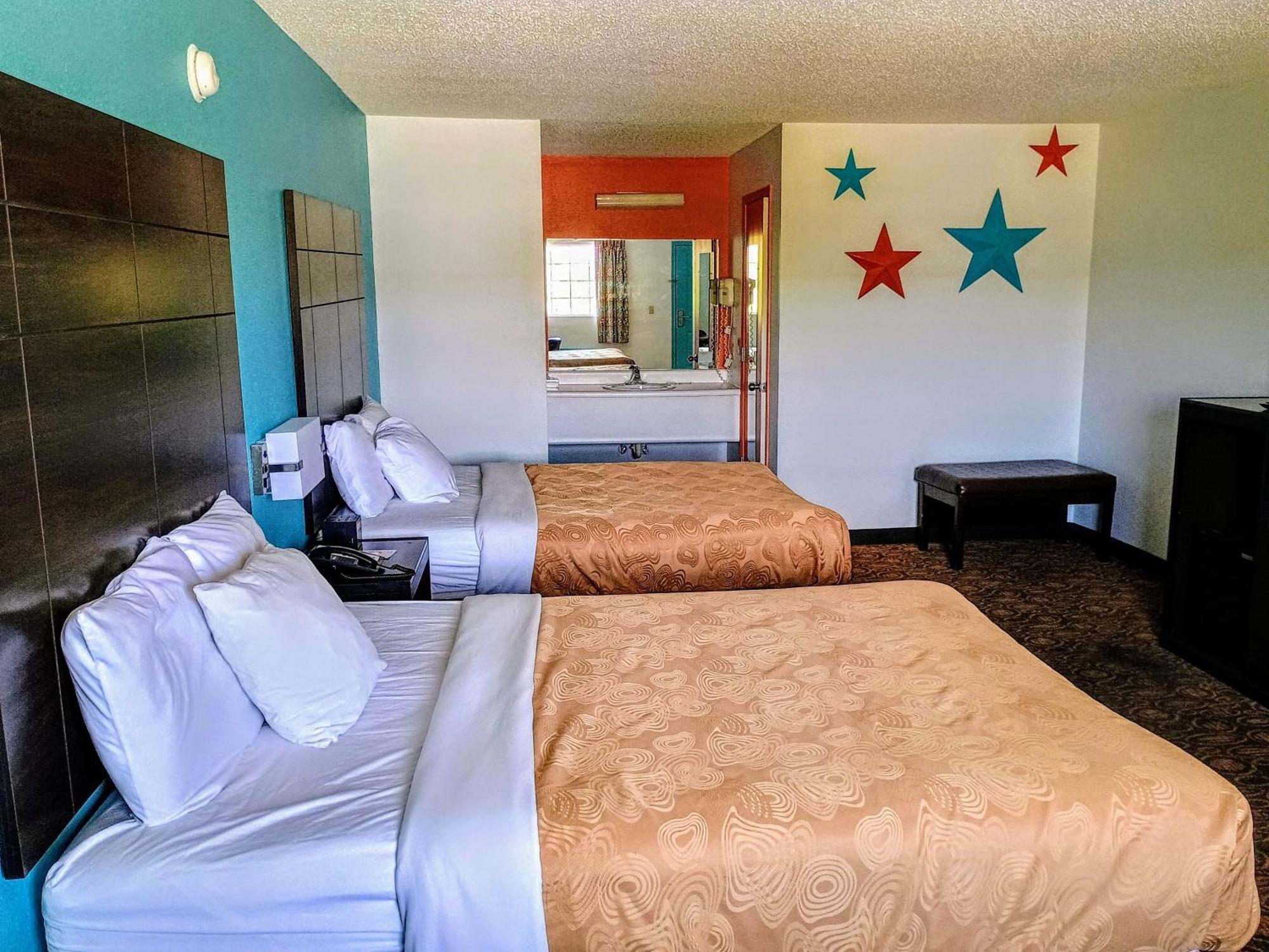 Howard Johnson By Wyndham Branson Theatre District Extérieur photo