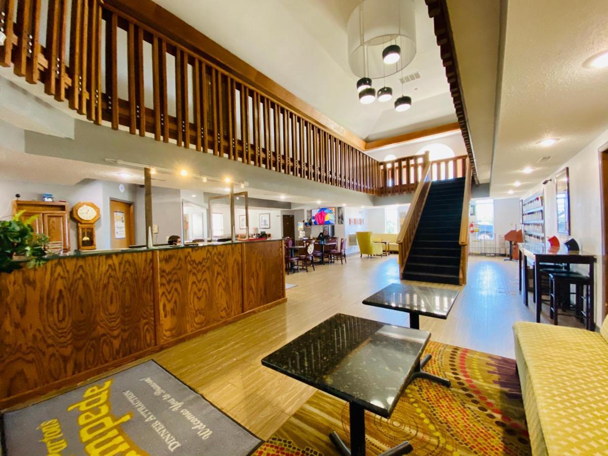 Howard Johnson By Wyndham Branson Theatre District Extérieur photo